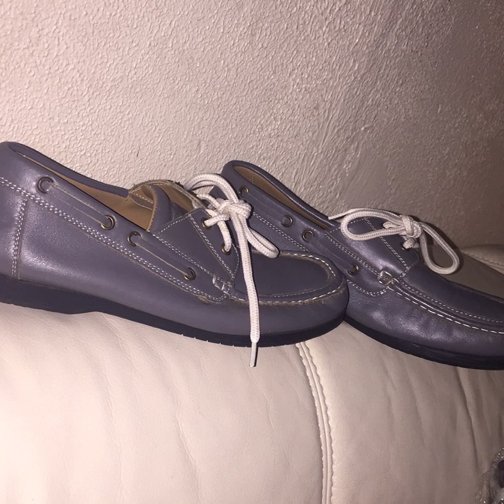 Cute slip ons 🖤men’s size